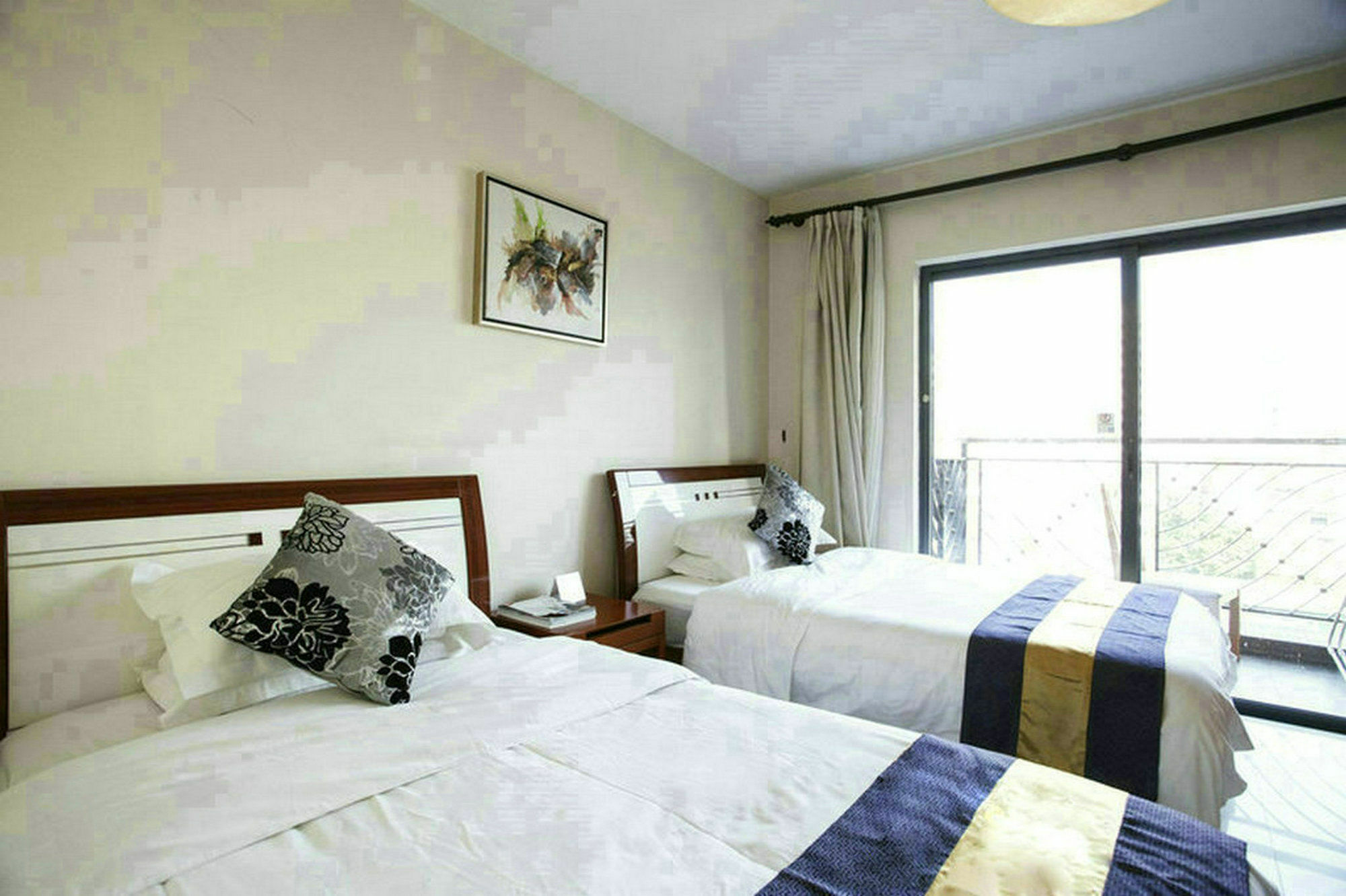 Estay *