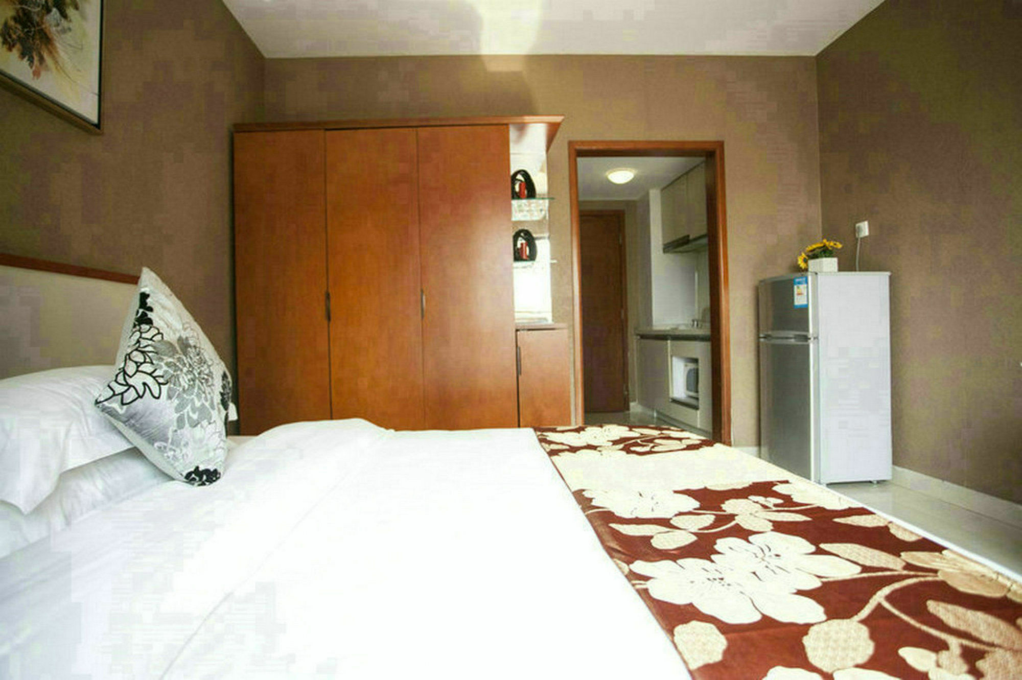 Estay * Guangzhou