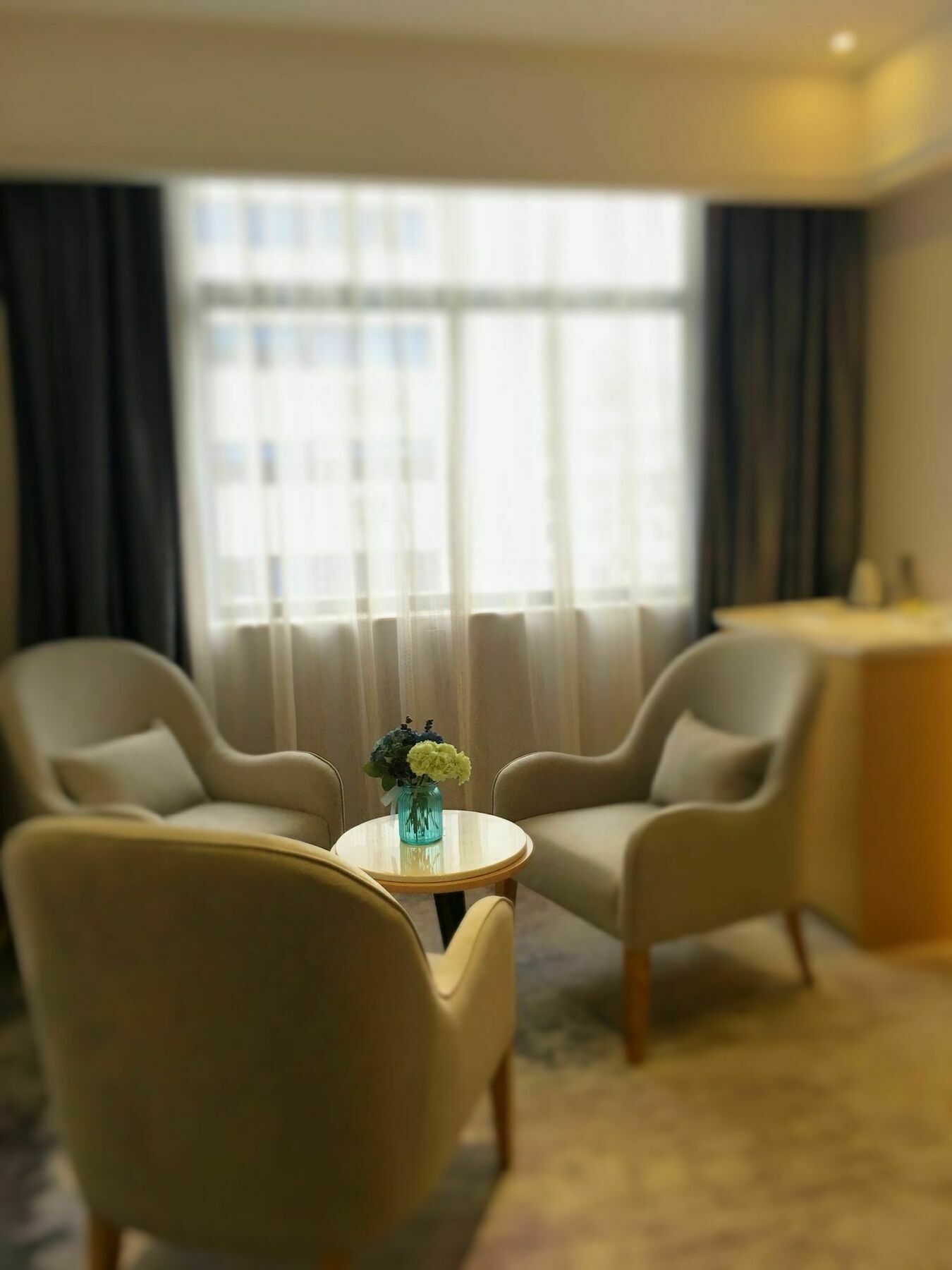 Seaman Hotel 4*
