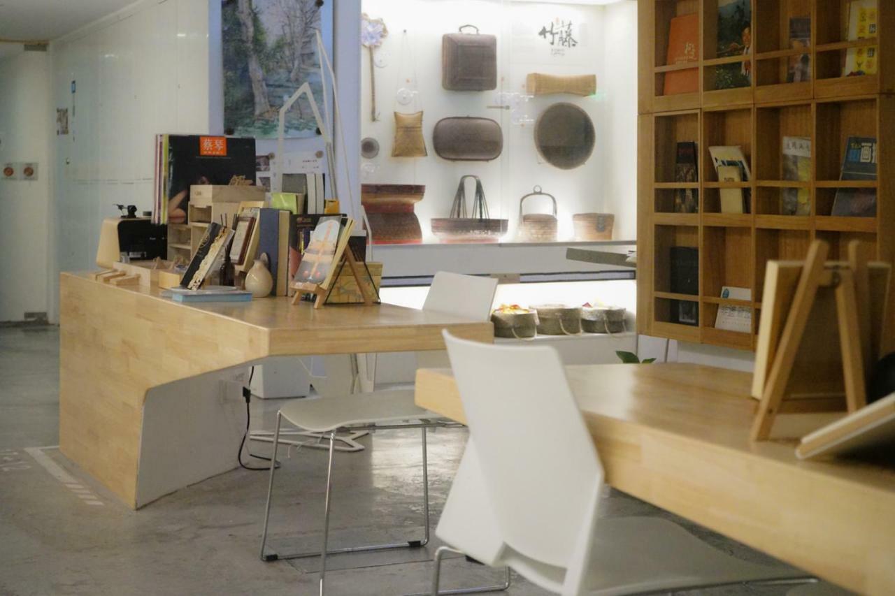 T.g Studio Jiangnanxi Branch 2*