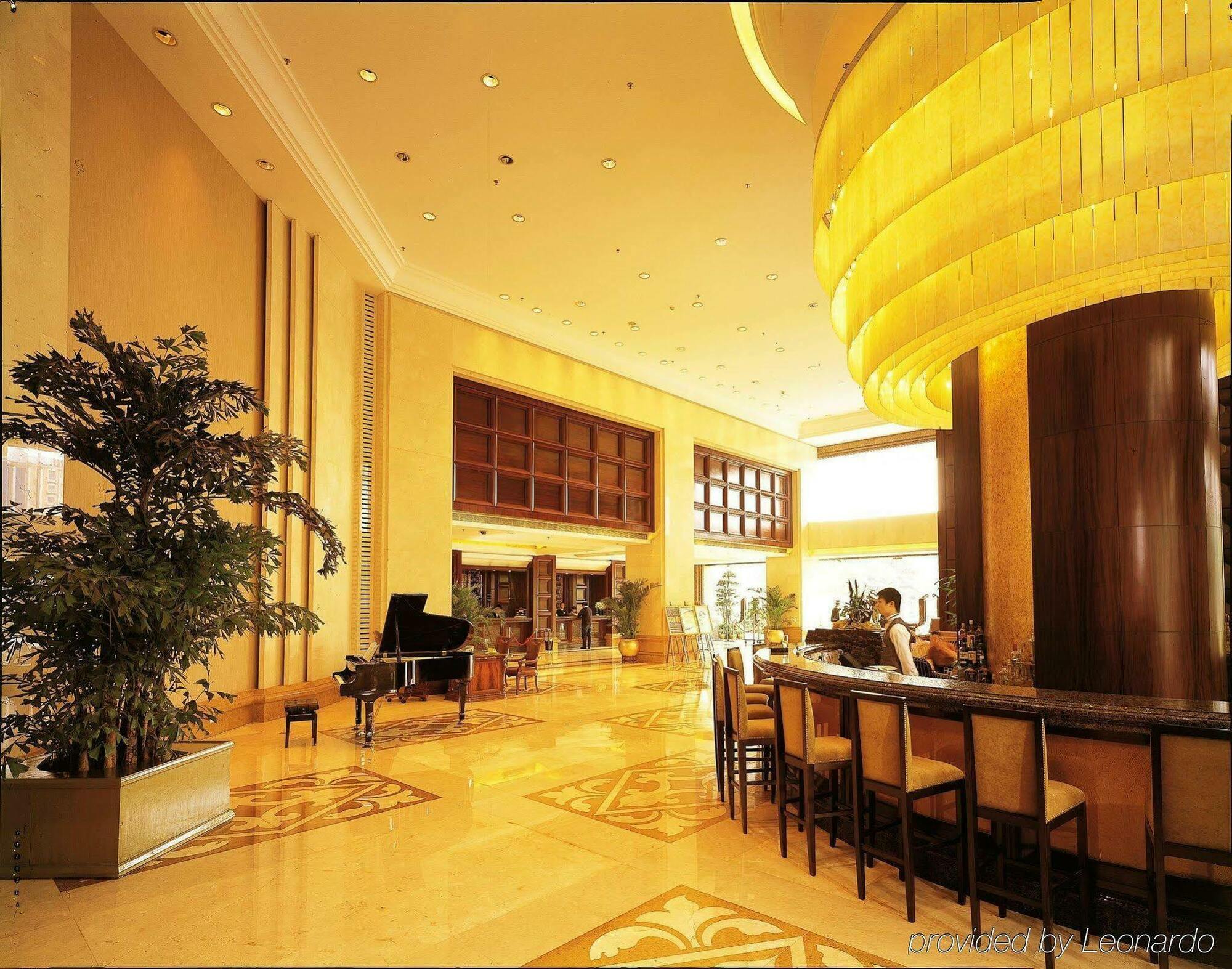 Grand Royal Hotel 4*