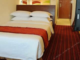 Days Hotel 4*
