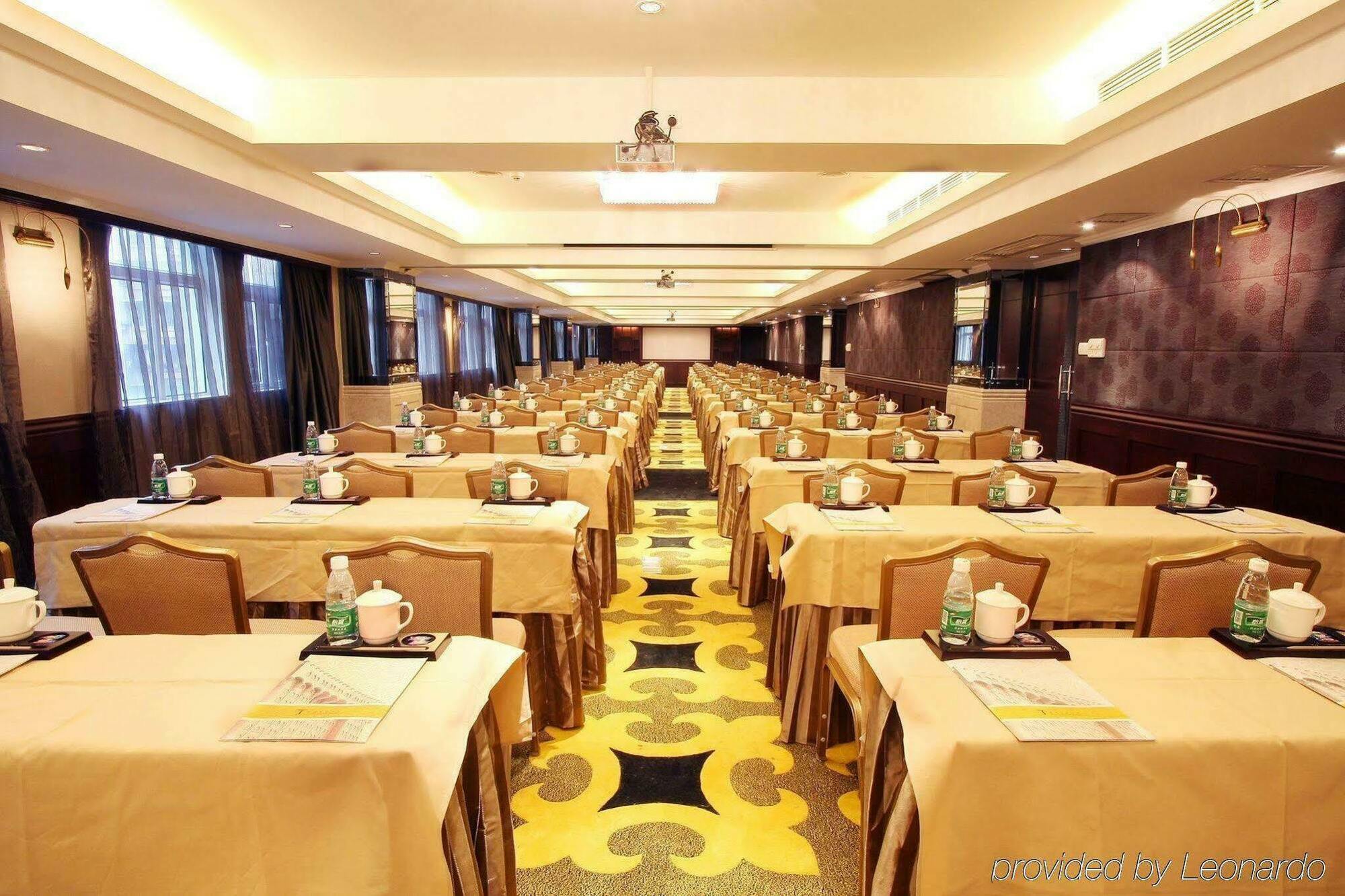 Grand Palace - Grand Management Group - Free Shuttle Bus To Fair During Fair Period 4*