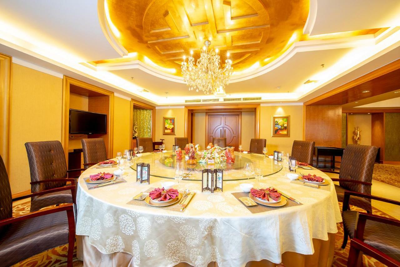 Hotel Grand International 5*