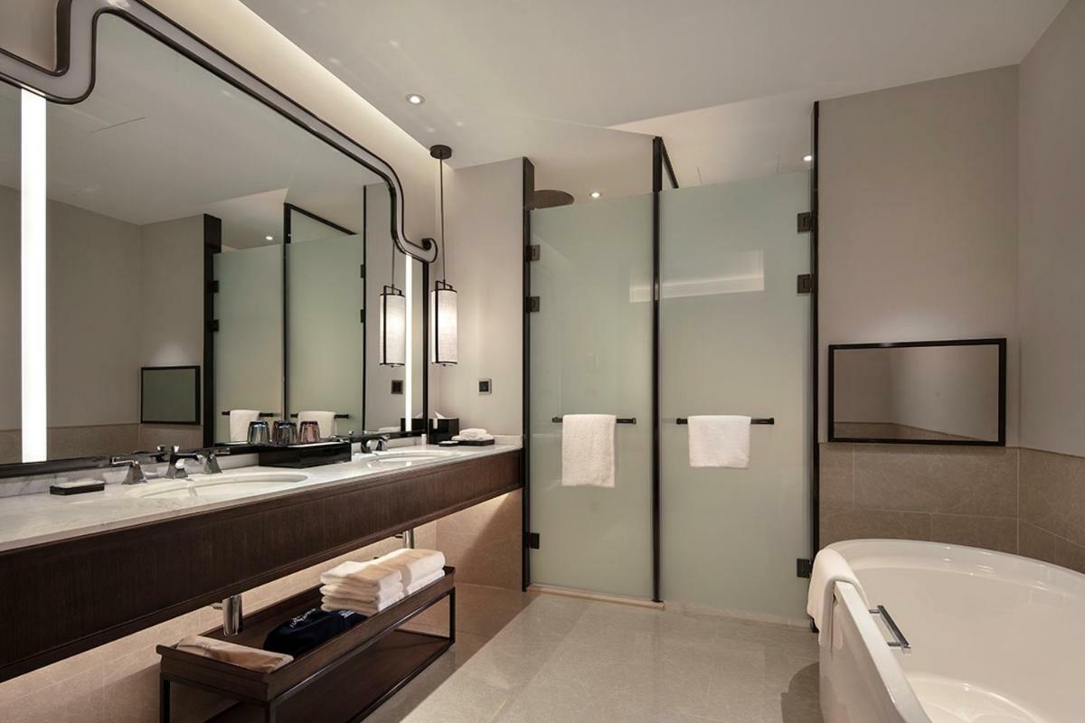 Wanda Realm Hotel 5*