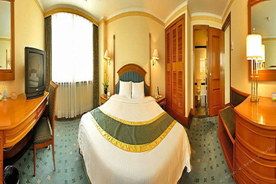 Star Hotel 4*