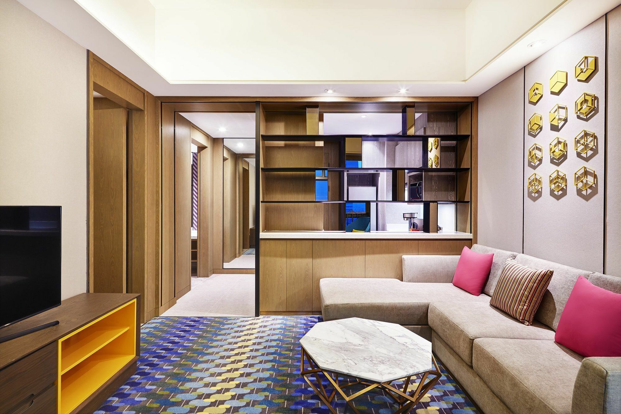 Aloft Tianhe 4*