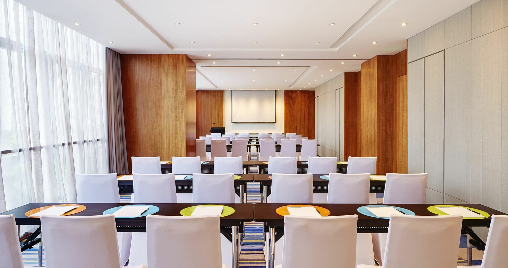 Aloft Tianhe Hotel 4*