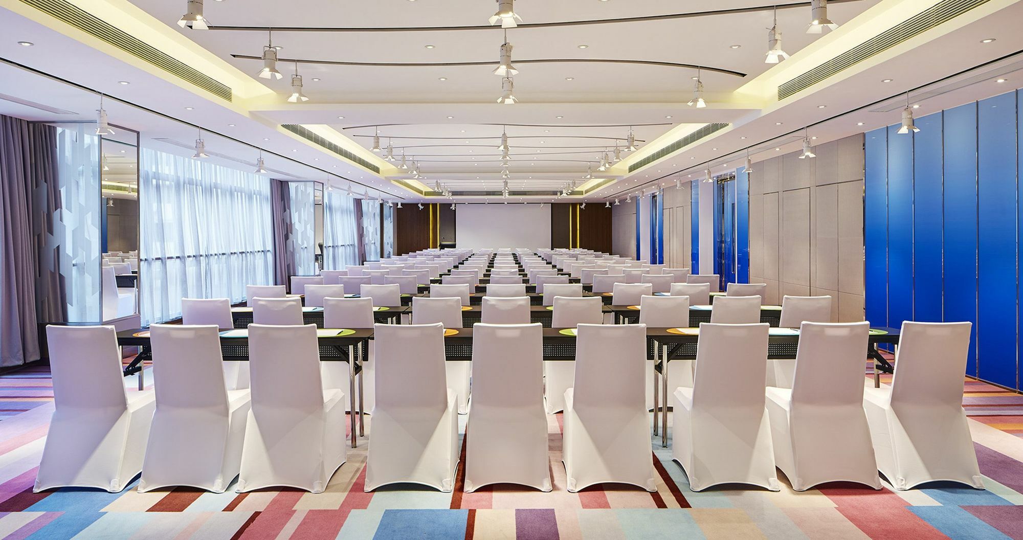 Hotel Aloft Tianhe 4*