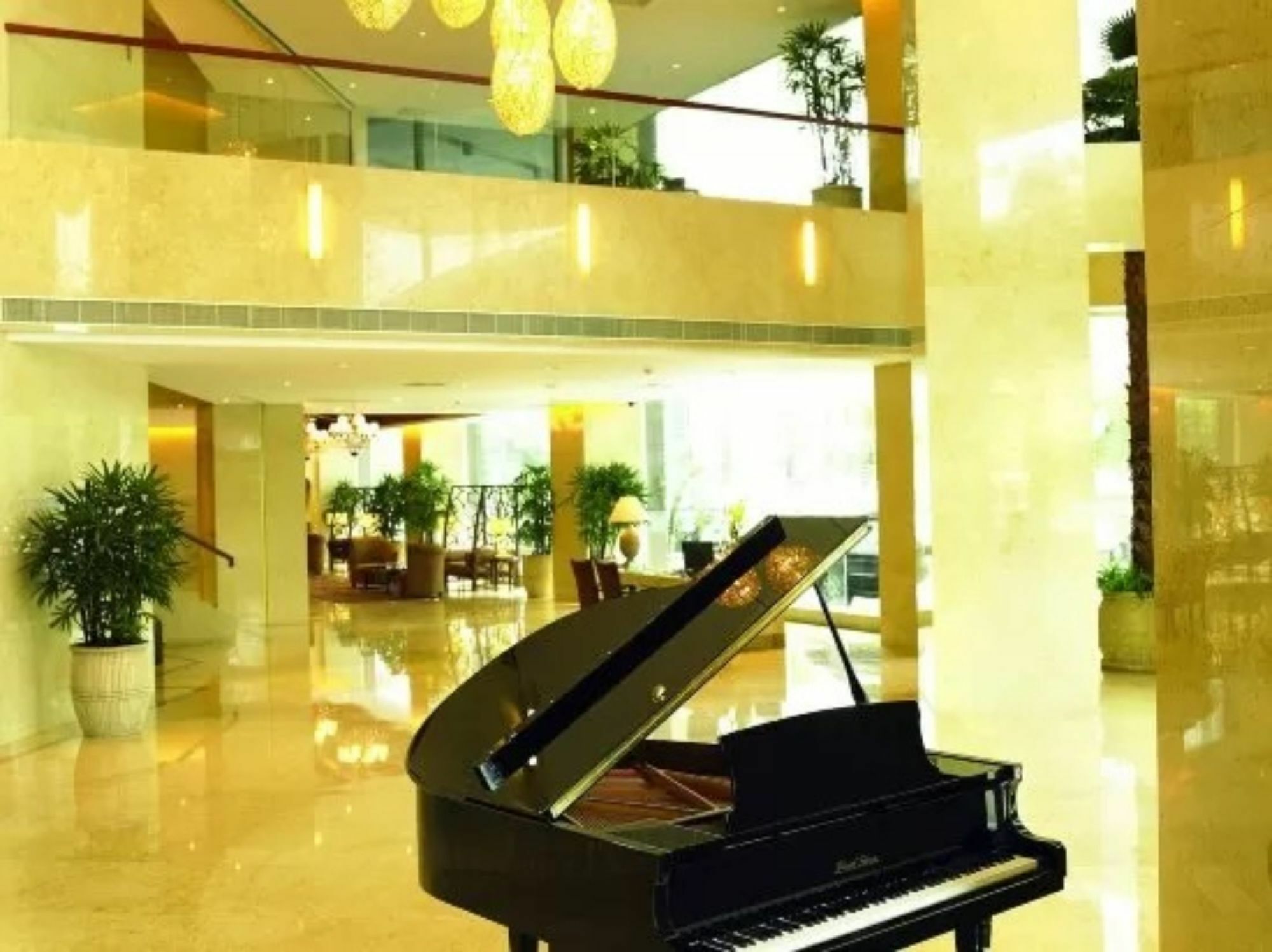 Hilton Garden Inn Guangzhou Tianhe - Free Shuttle Bus To Pazhou During Canton Fair Period And Buyers Registration Counter Available Guangzhou