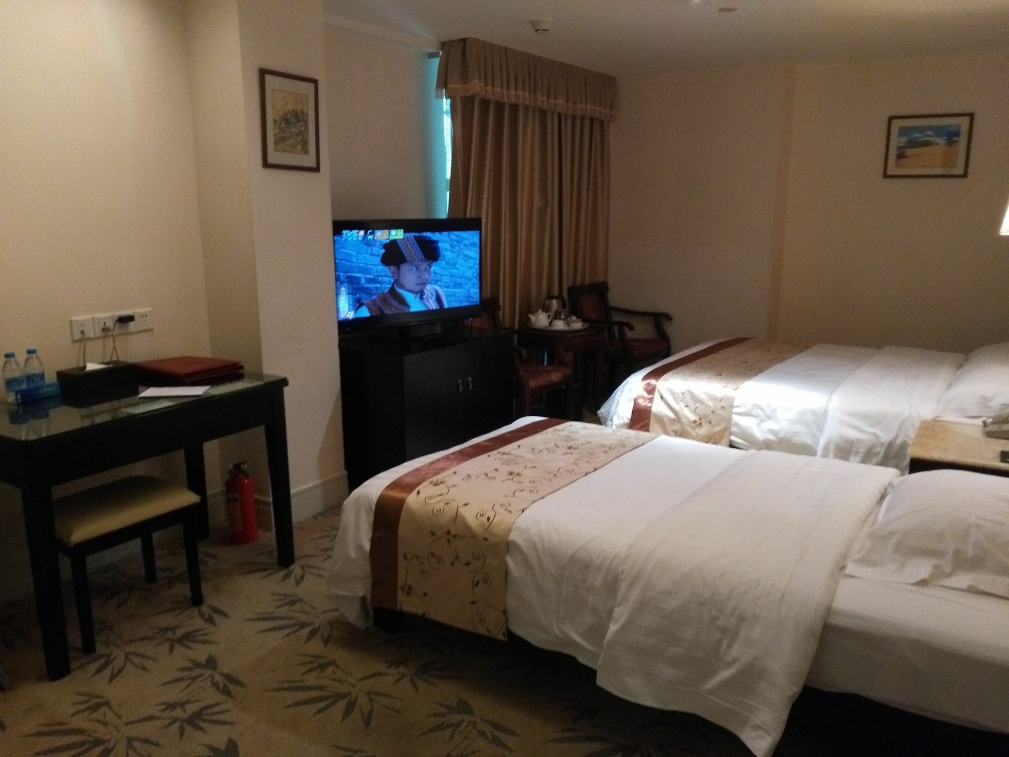 Hotel Shipai 3*