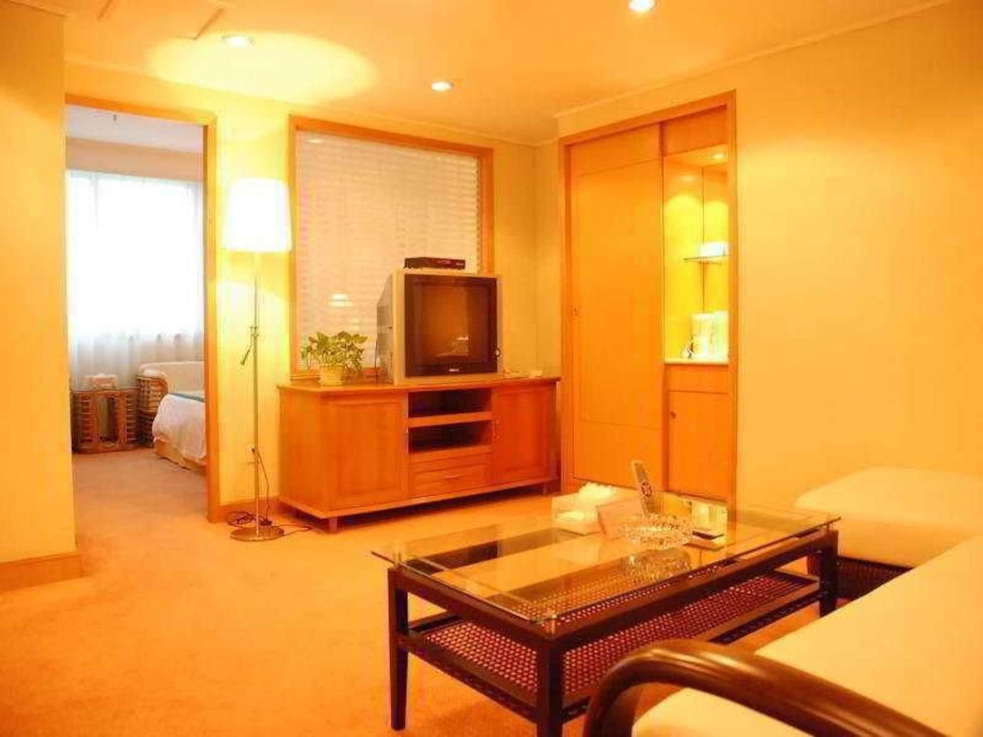 Hotel Yuanyang 3*