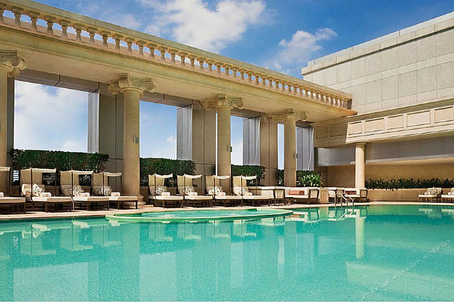 Hotel The Ritz-carlton,