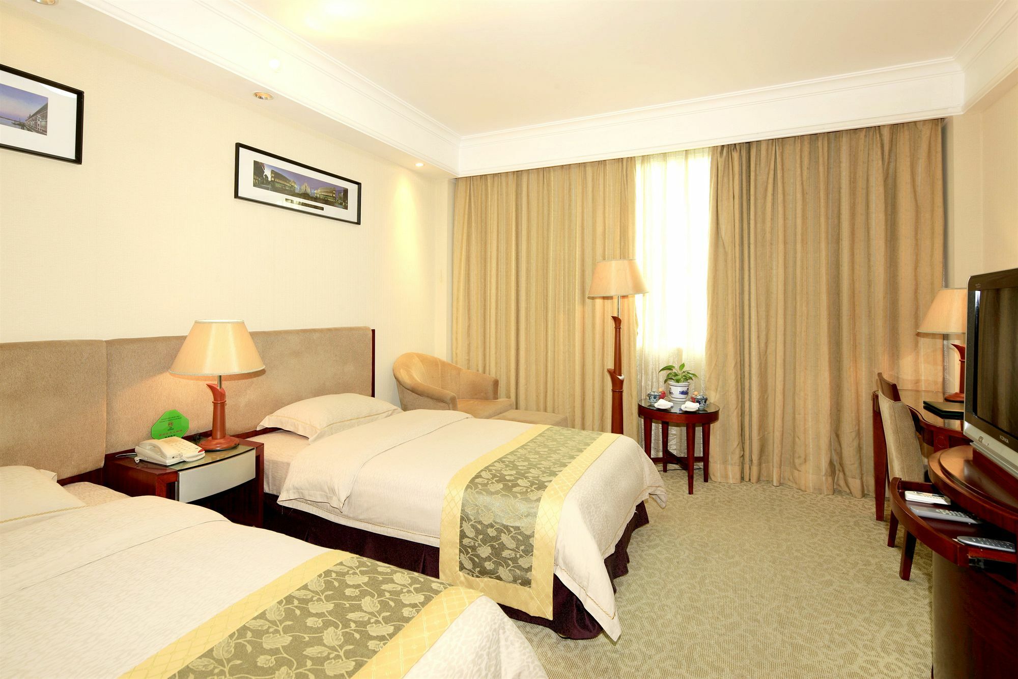 Nan Fang Yi Yuan Hotel