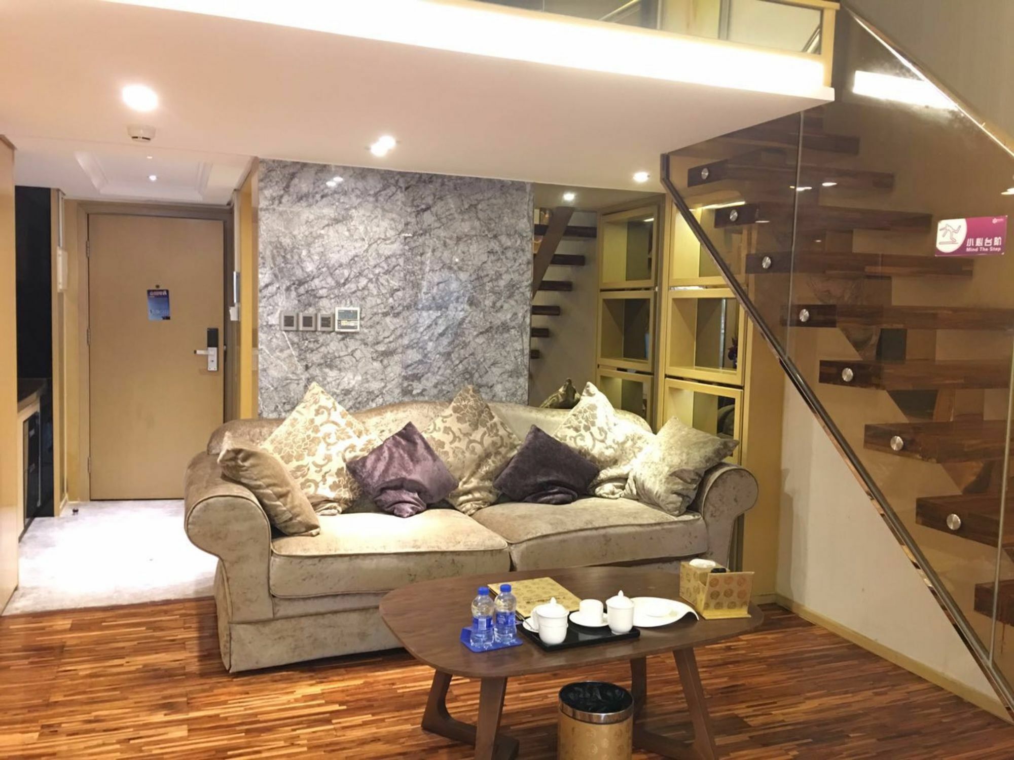 Checkinn Poly Zhongda Hotel