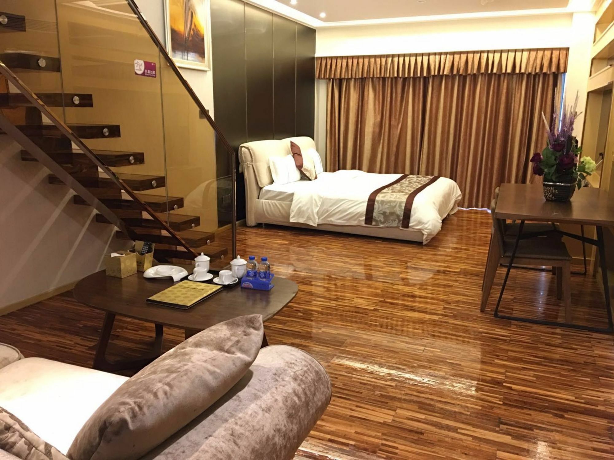 Checkinn Poly Zhongda 3*
