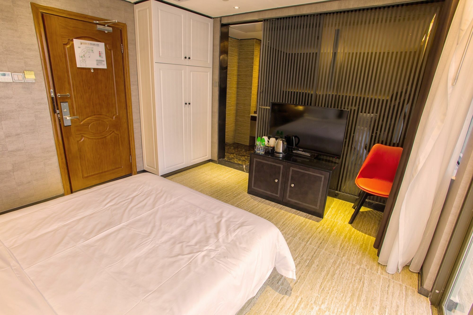 Fu Qian Ming Tai Service Apartment *
