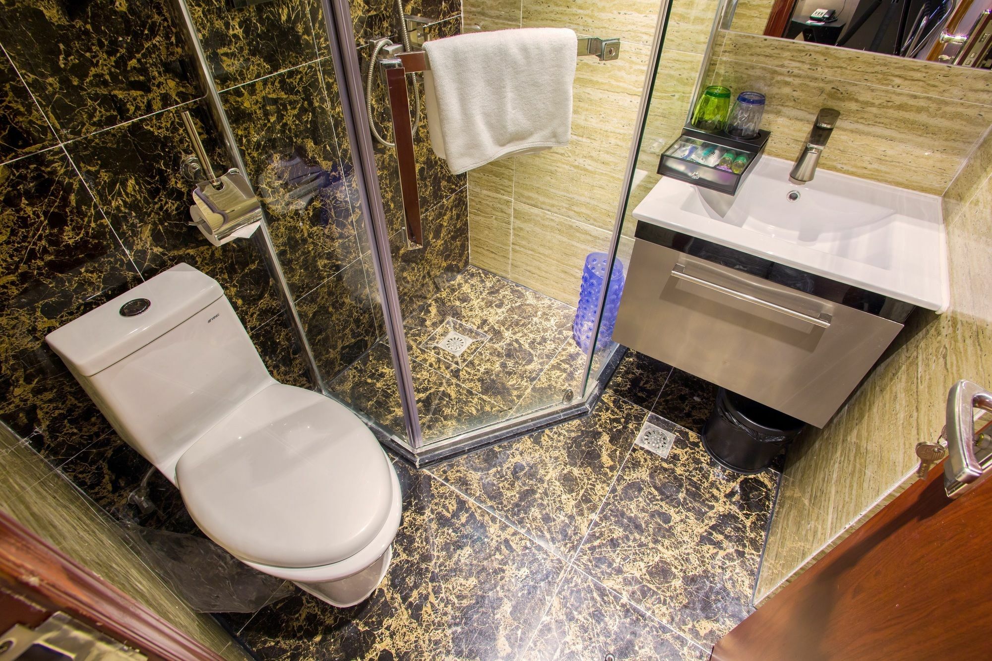 Fu Qian Ming Tai Service Apartment *