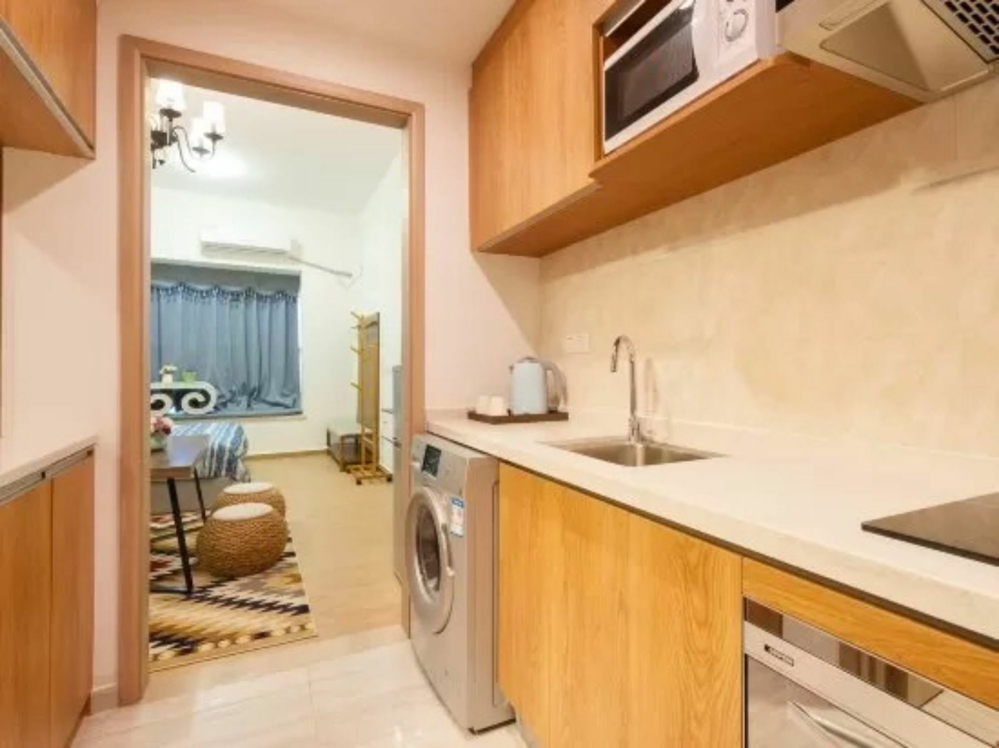 Yumi Apartment-baiyun Baixin Sq Branch Apartment *