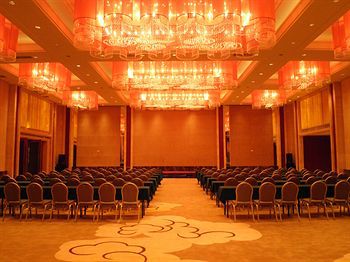 Hotel Aoyuan Golf 4*
