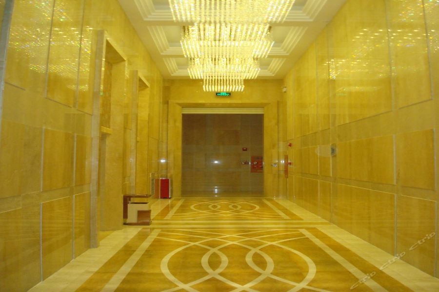 Hotel Dong Fu Grand 4*