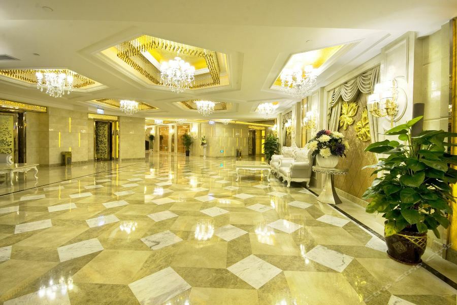 Dong Fu Grand 4*