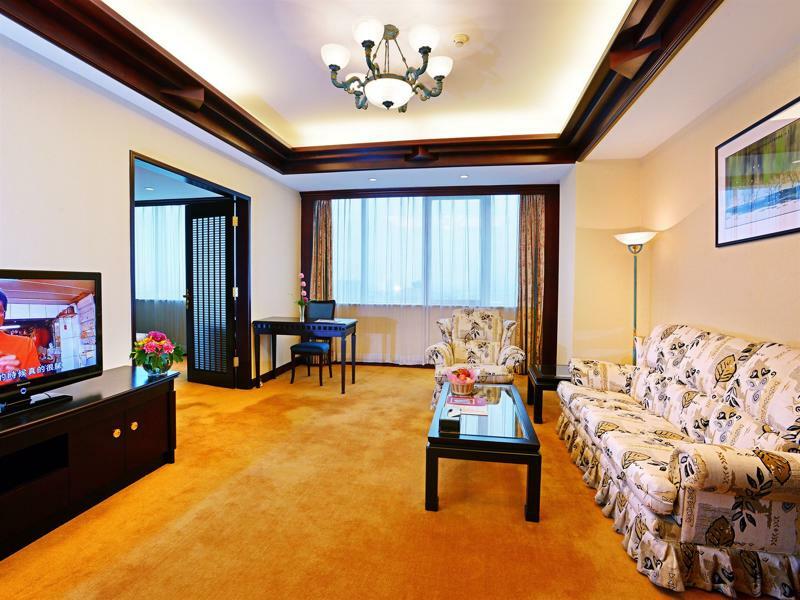 New Century 4* Guangzhou