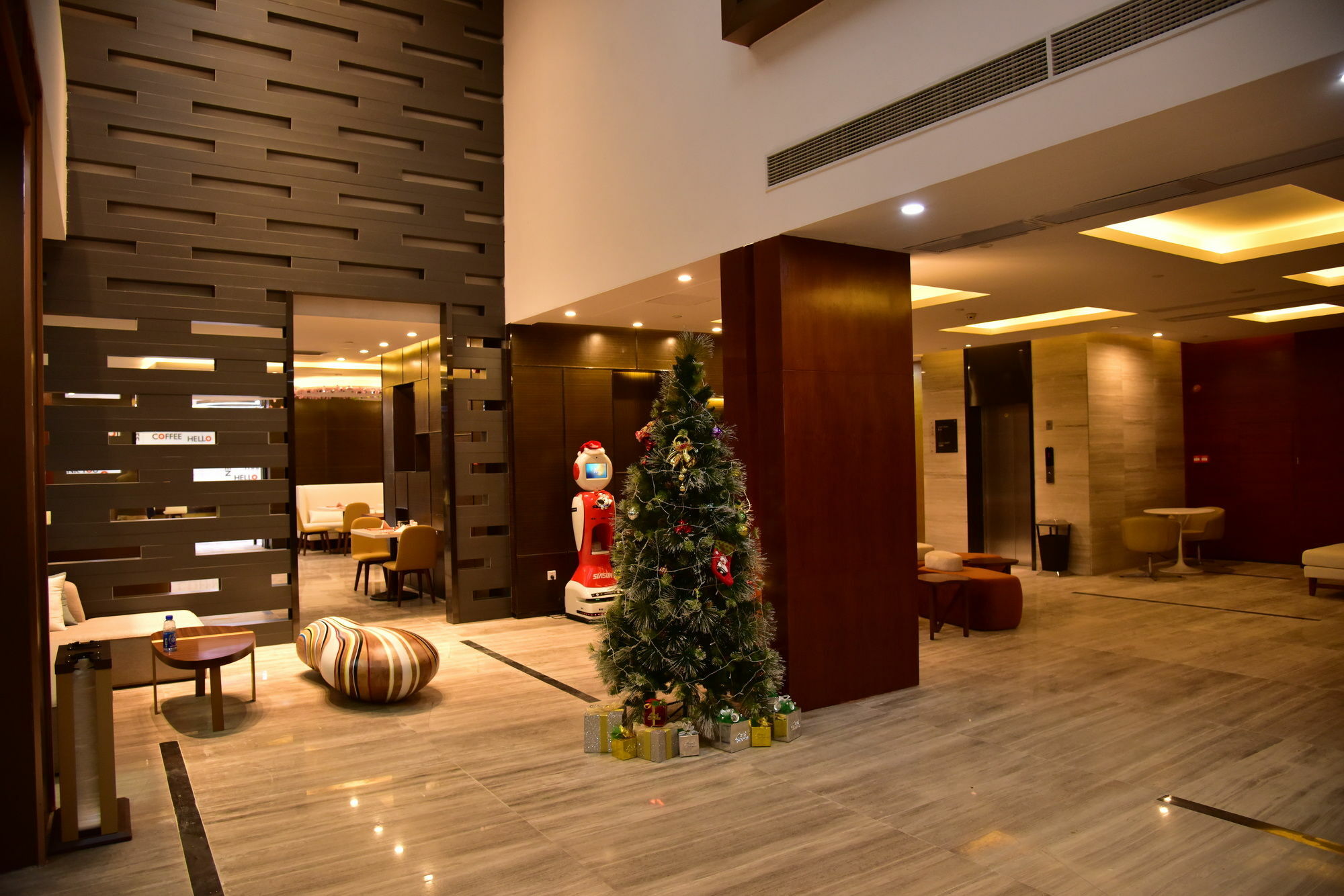 Hotel Ausotel Smart Baiyun Airport: Fair Support & Free Shuttle 4*