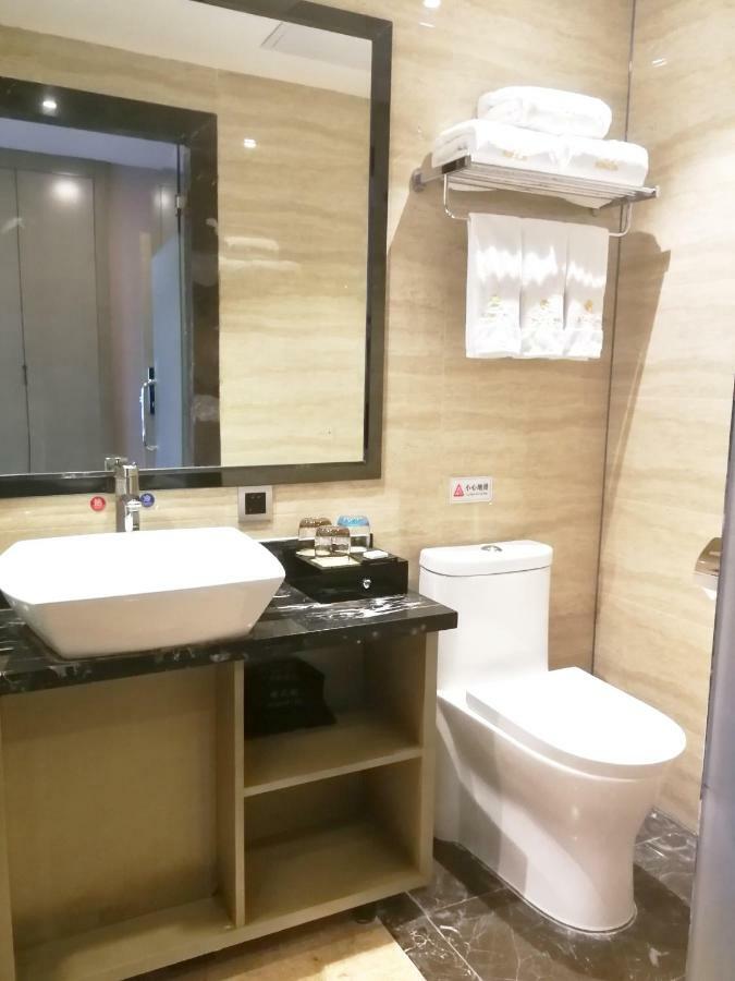 Rongjin 4* Guangzhou