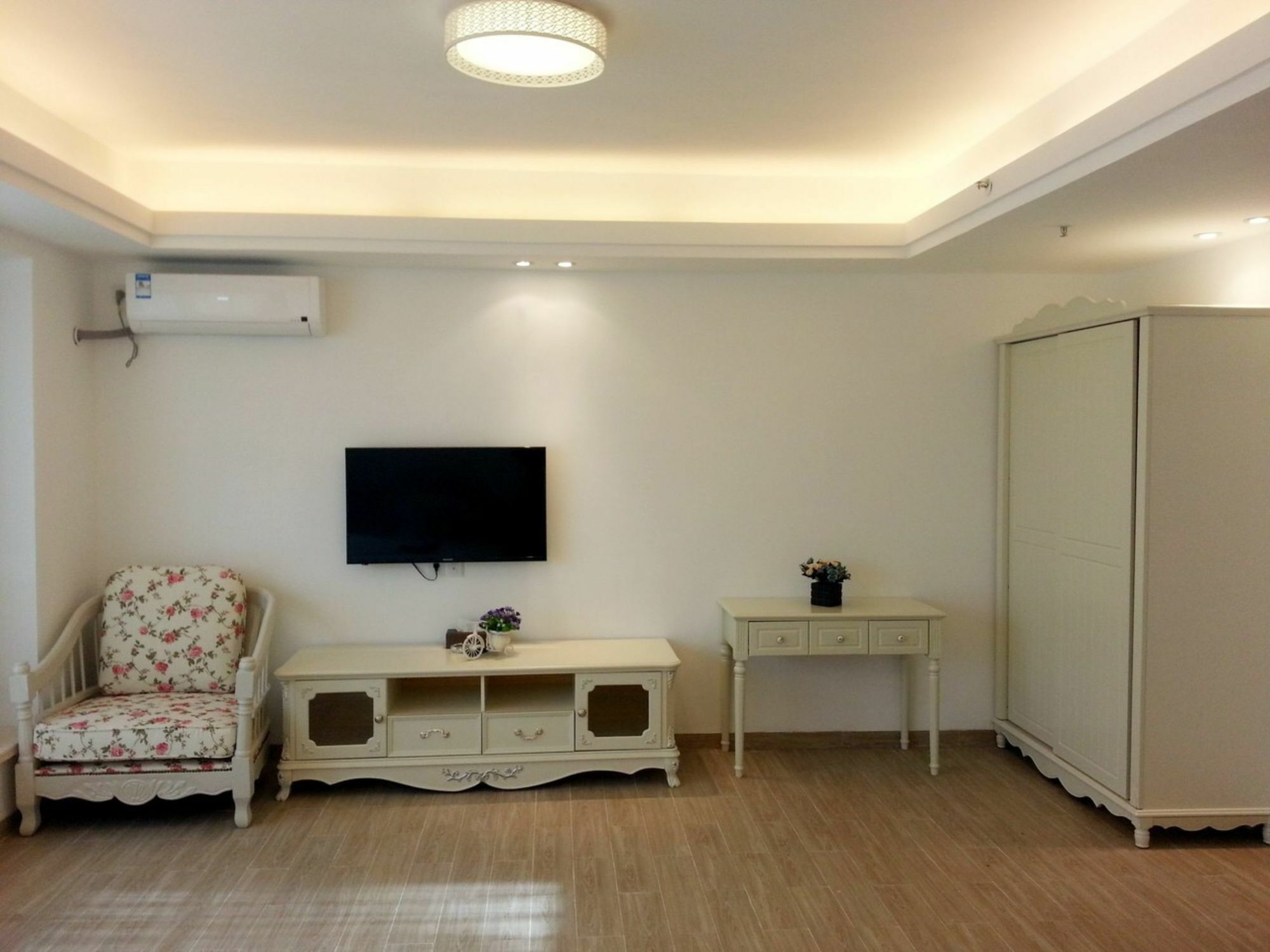 Yumi Chimelong North Gate Branch * Guangzhou