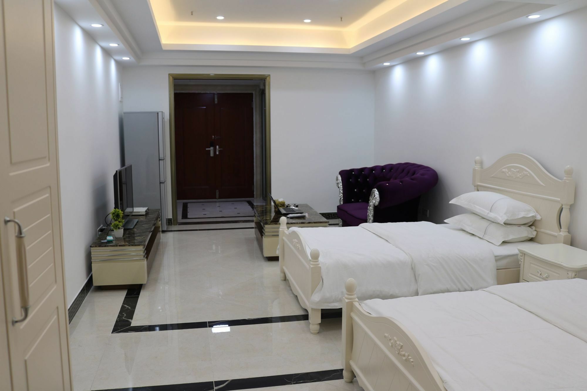 Waifiden Haizhu Square Branch Canton