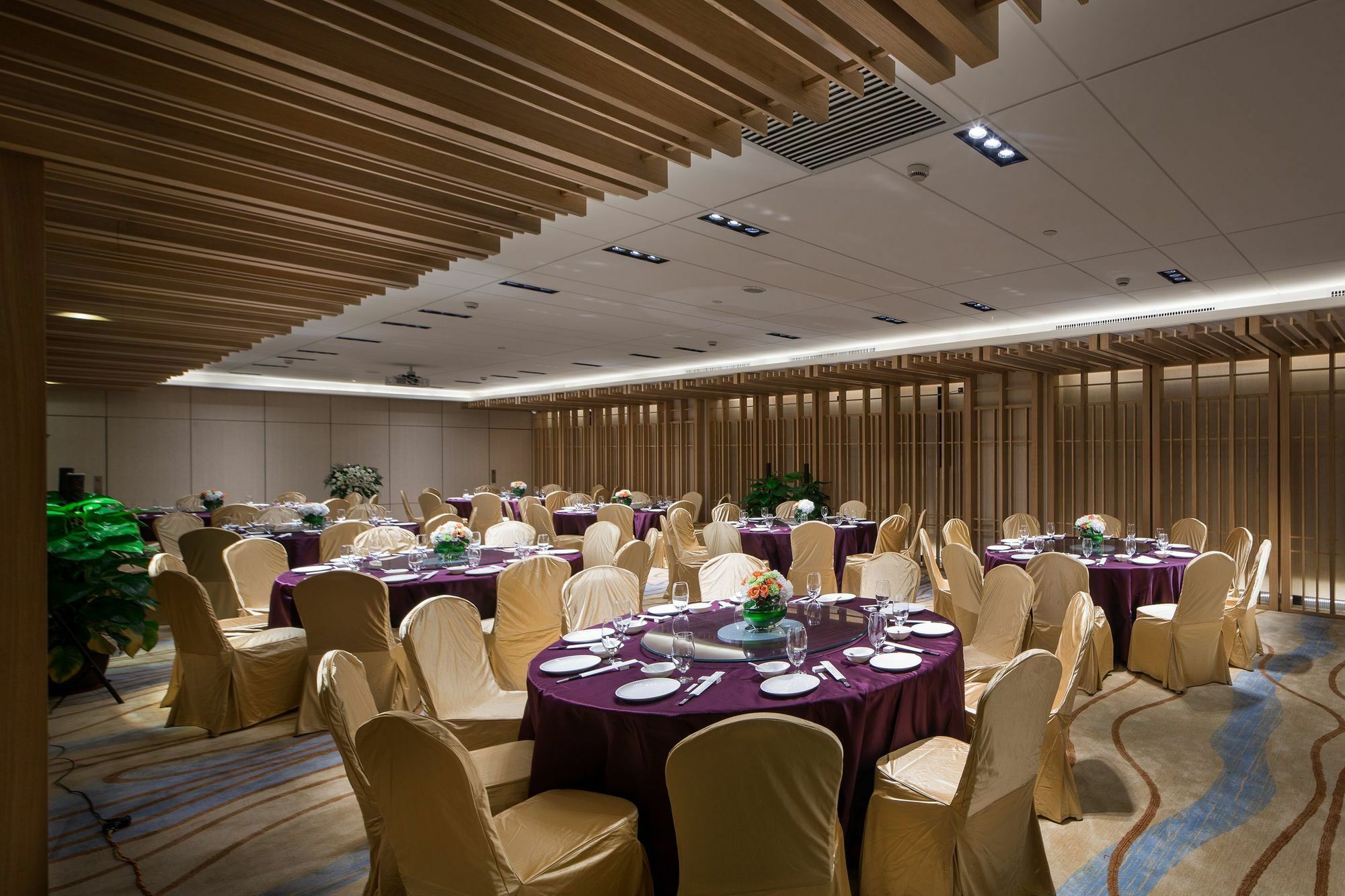 Swisstouches Residences Apartemen *