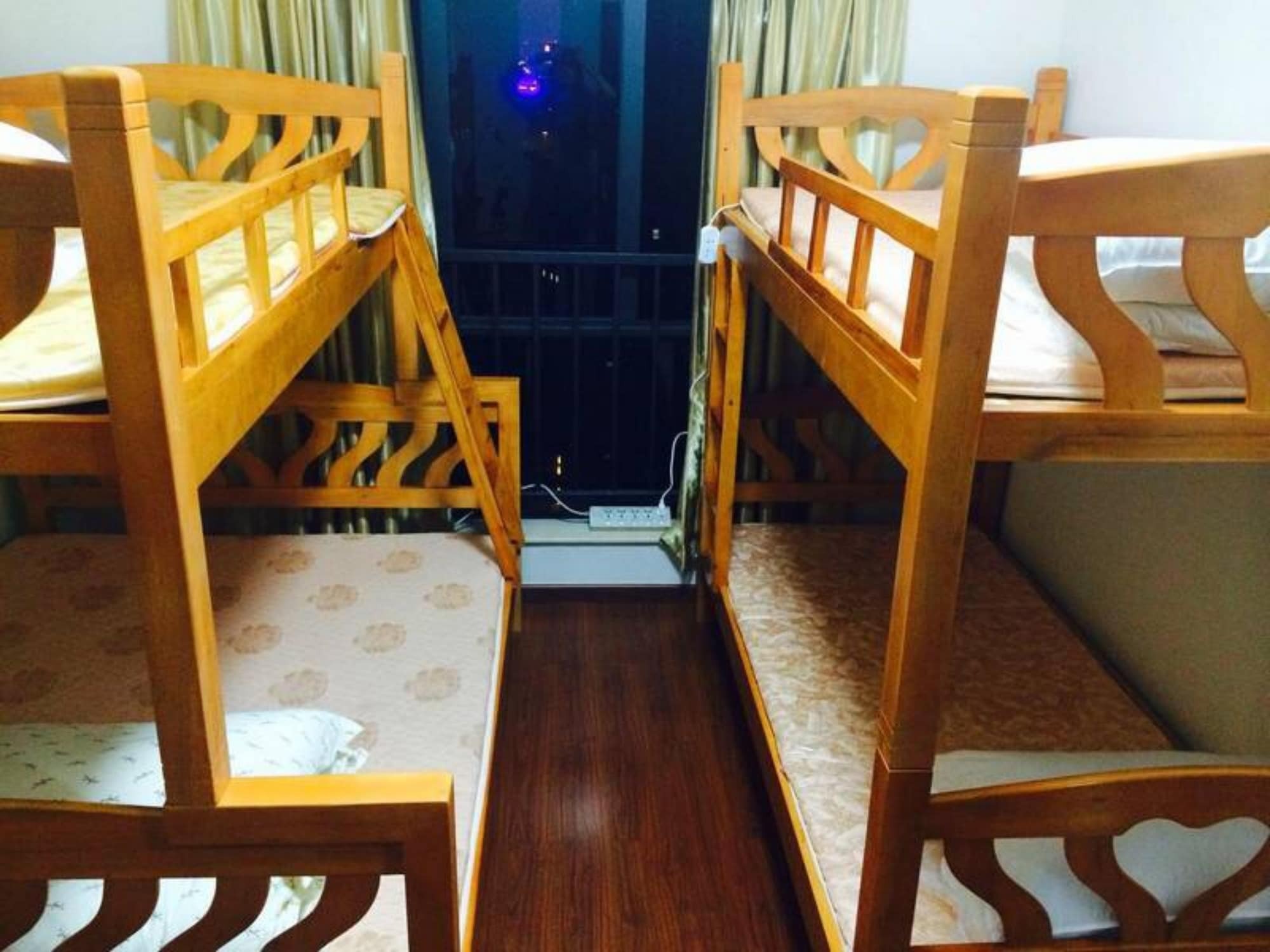 Yi Jia Ren Hotel Guangzhou