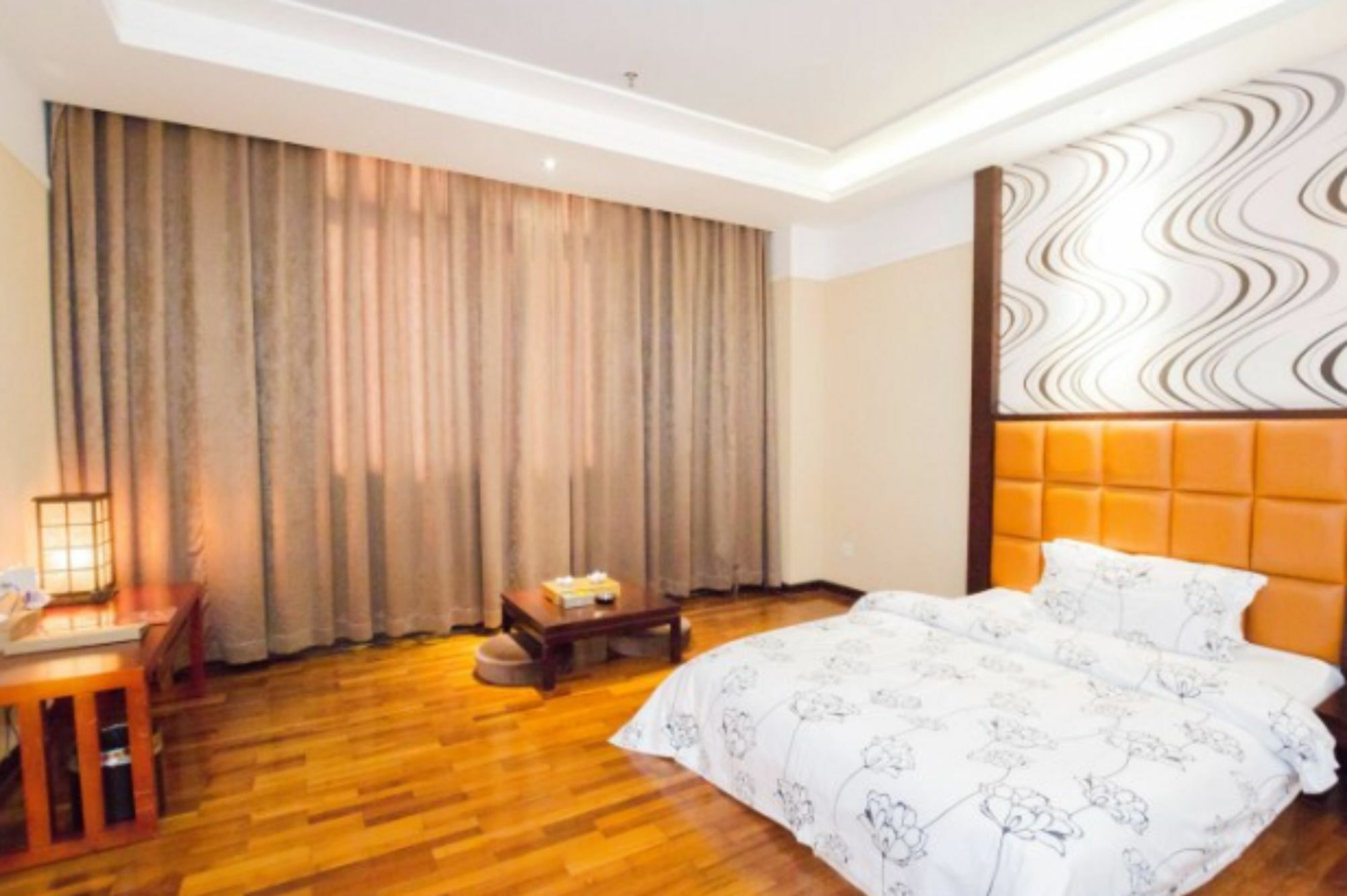 Behito Weijing Hotel 3*