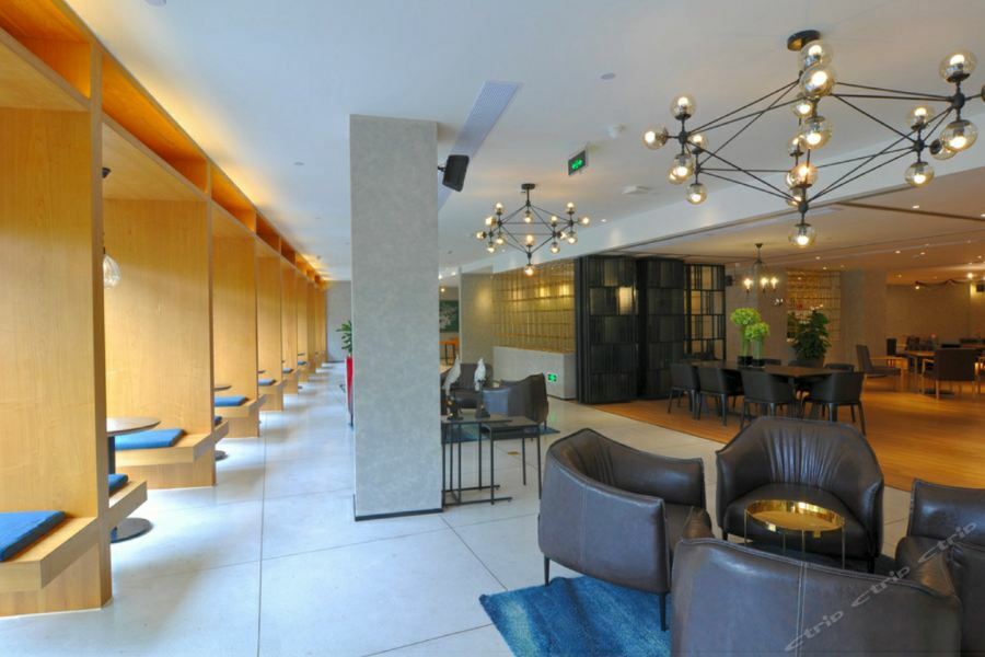 Waito Life Hotel