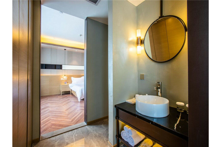 Metropolo Jinjiang 2*