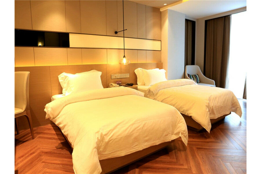 Metropolo Jinjiang 2*