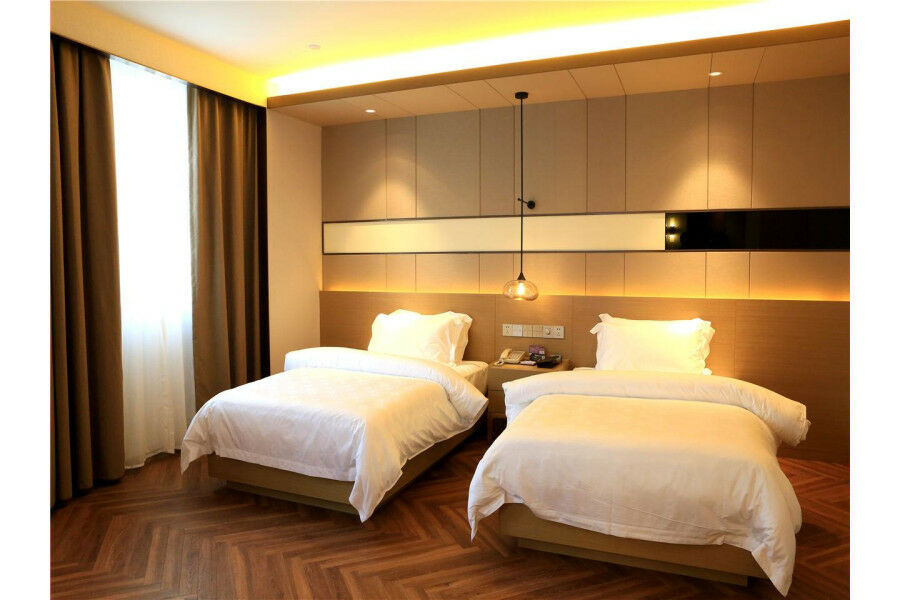 Metropolo Jinjiang Hotel