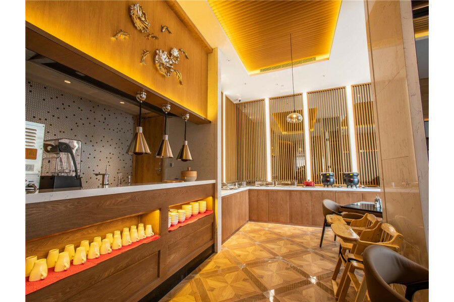 Hotel Metropolo Jinjiang 2*