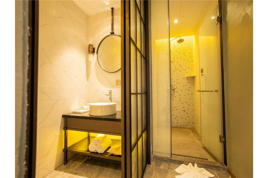 Hotel Metropolo Jinjiang 2*