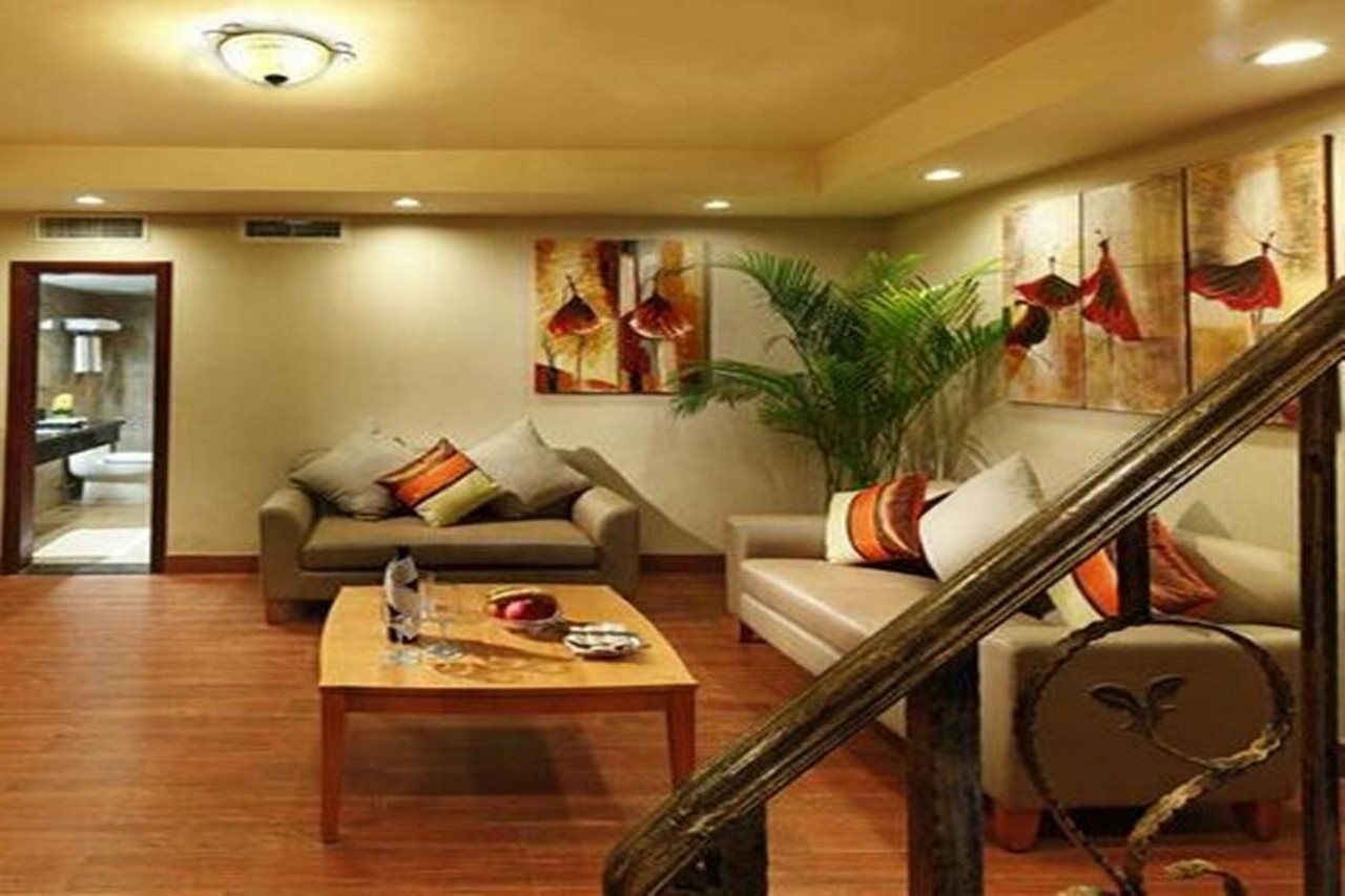 Royal Garden Hotel 3*