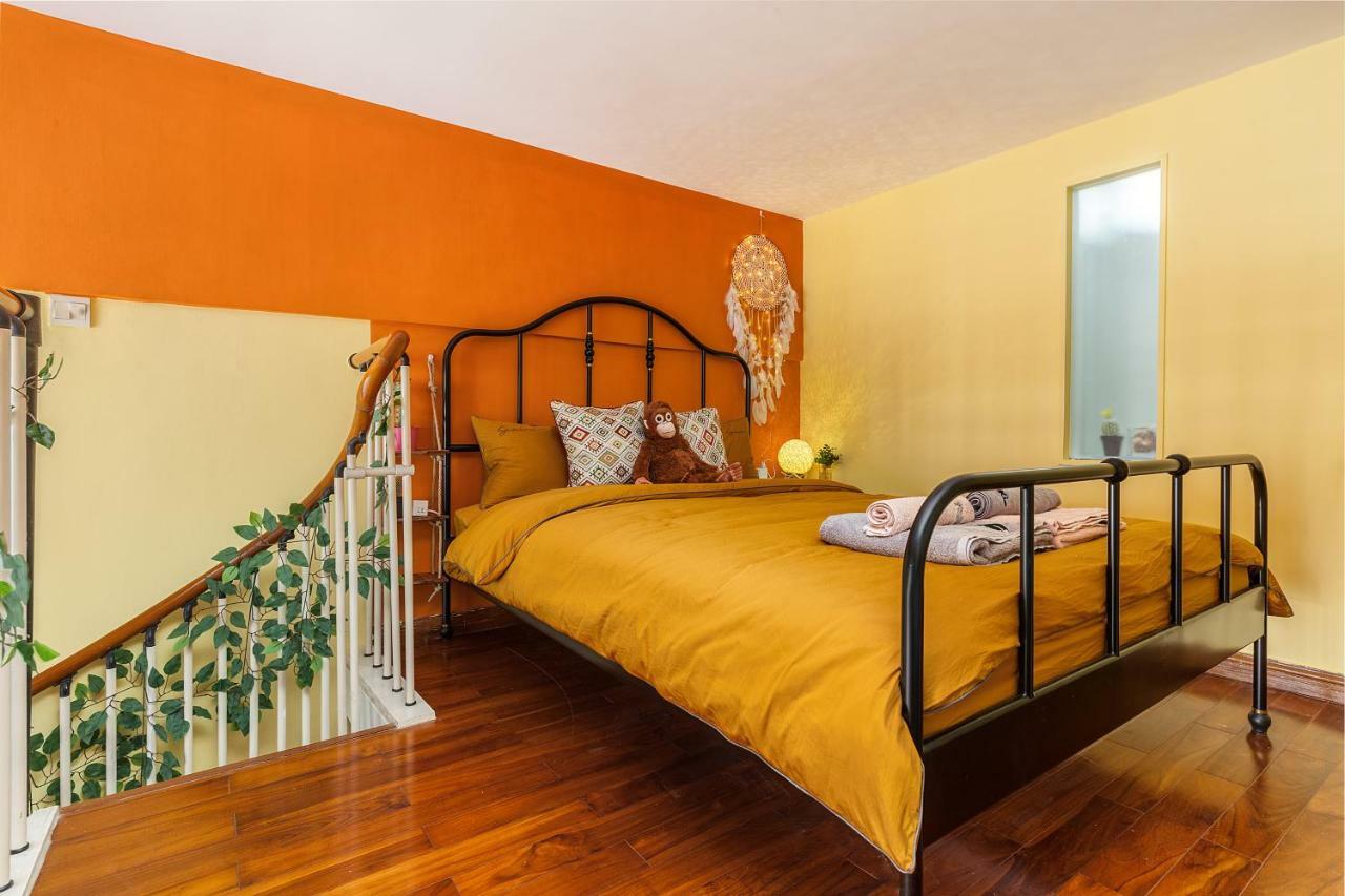 Apartment Life Is Elsewhere Gz Zhujiang New Town Loft Guangzhou