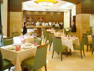 Hotel Grand Palace - Grand Management Group - Free Shuttle Bus To Fair During Fair Period 4*