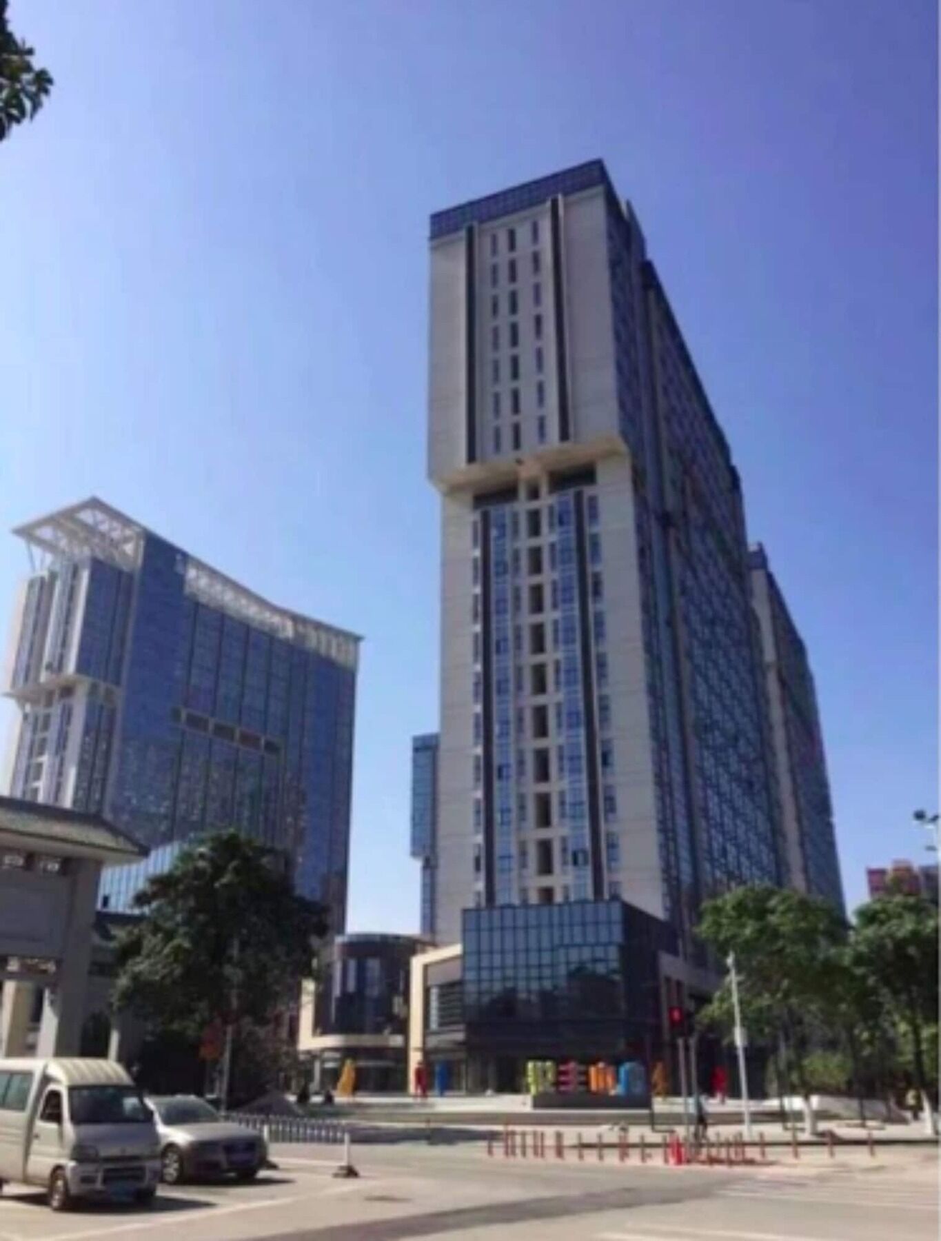 Wanlong Xiangxue Branch Apartment Guangzhou