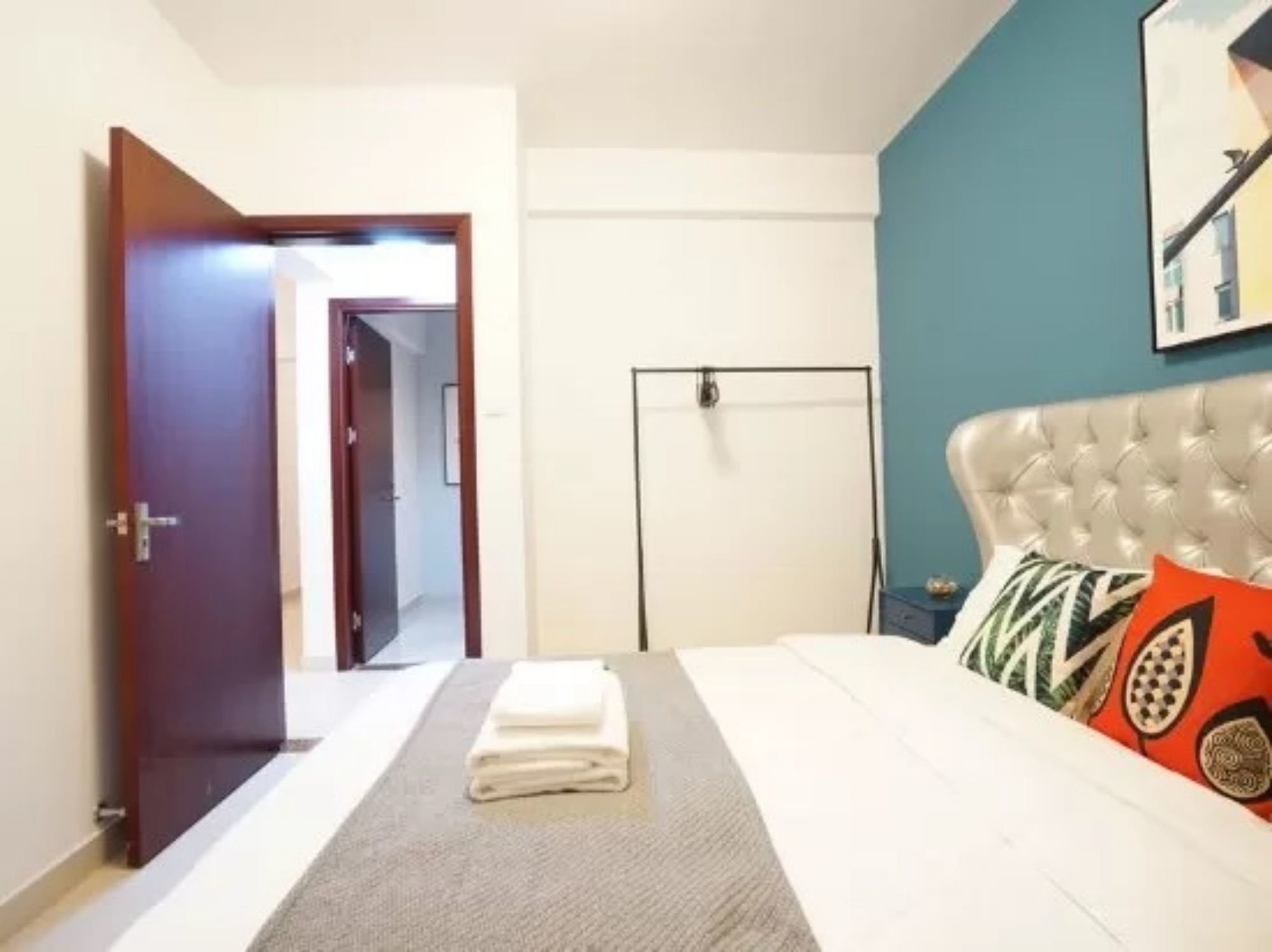 Yea Talent Zhu Jiang New Town Apartment