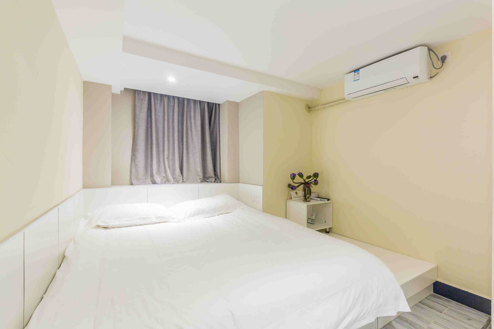 Apartment Inhouse