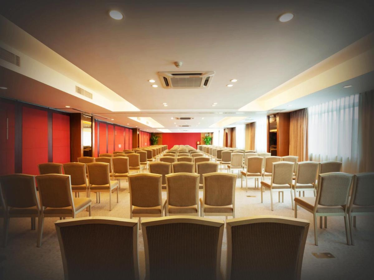 Landmark International Science Hotel