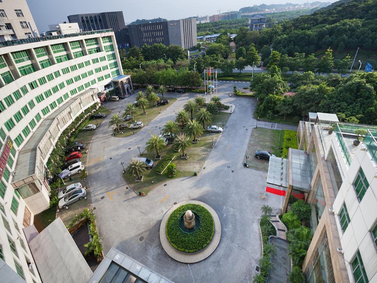 Landmark International Science Hotel 4*