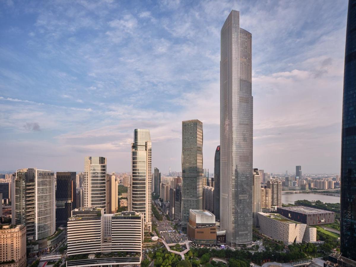 Rosewood Guangzhou, Enjoy Free Shuttle Bus Service Between The And The Fair Complex During The Fair