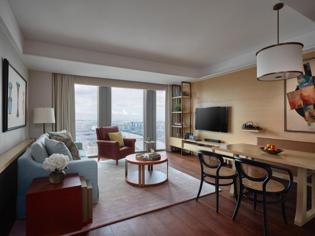 Rosewood Guangzhou, Enjoy Free Shuttle Bus Service Between The And The Fair Complex During The Fair Hotel Guangzhou
